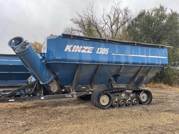 2019 Kinze 1305 Grain Cart