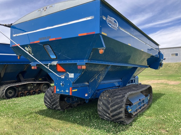 2010 Kinze 1050 Grain Cart