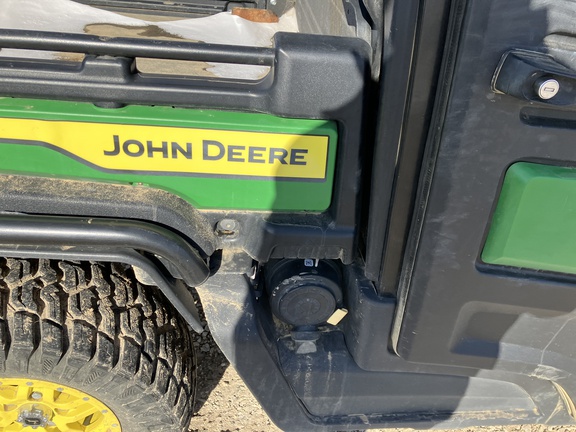 2023 John Deere XUV 835R ATV