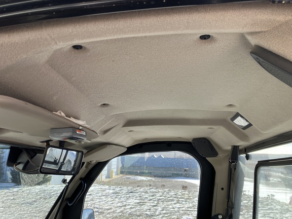 2023 John Deere XUV 835R ATV