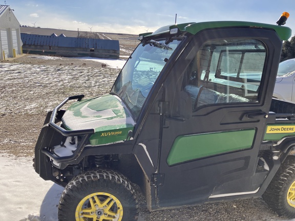 2023 John Deere XUV 835R ATV