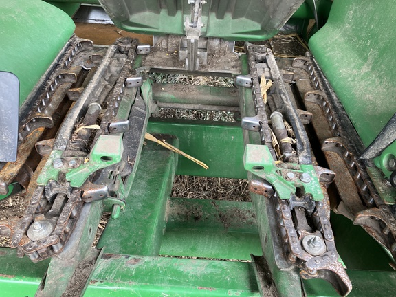 2012 John Deere 612C Header Corn Head