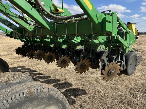 2016 John Deere 1795 Planter