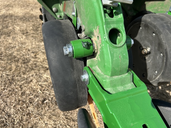 2016 John Deere 1795 Planter