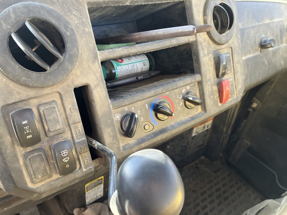 2019 John Deere XUV 835M ATV