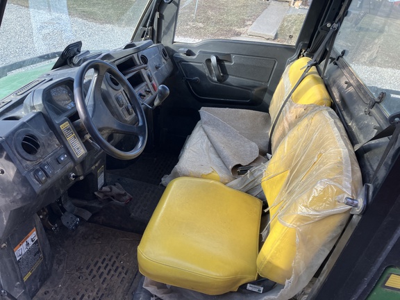 2019 John Deere XUV 835M ATV