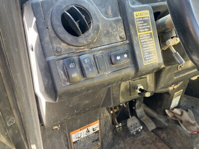 2019 John Deere XUV 835M ATV