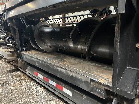 2014 MacDon FD75-S Header Combine