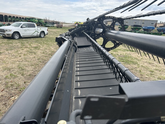 2014 MacDon FD75-S Header Combine