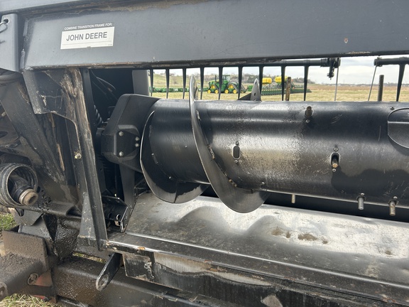 2014 MacDon FD75-S Header Combine