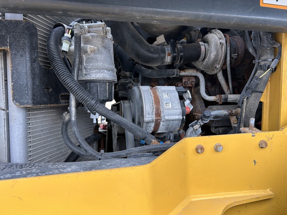 2024 John Deere 324G Skid Steer Loader