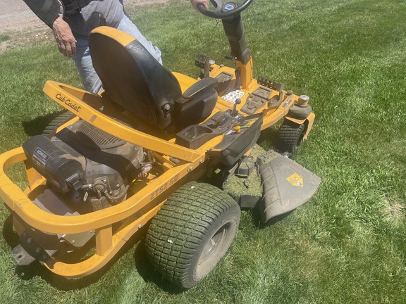 2023 Cub Cadet ZTS2 50 Mower/Zero Turn