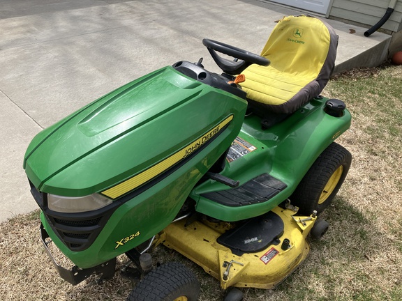 2014 John Deere X324 Garden Tractor