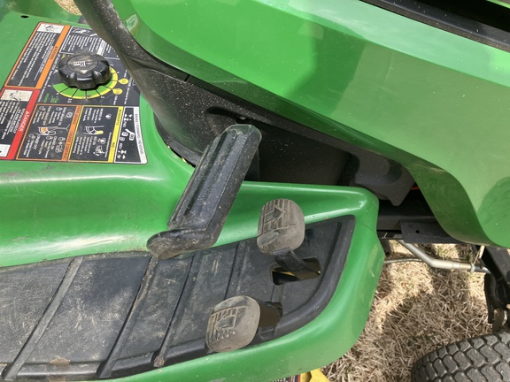 2014 John Deere X324 Garden Tractor
