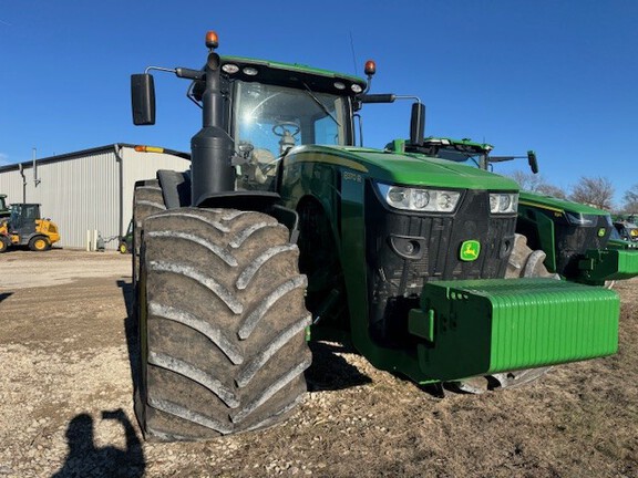 2018 John Deere 8370R Tractor