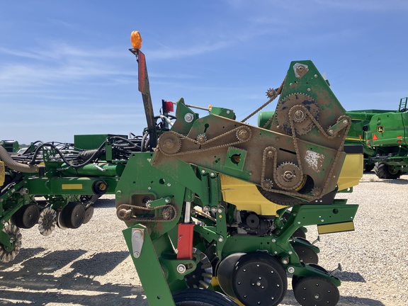 2023 John Deere 1775NT Planter