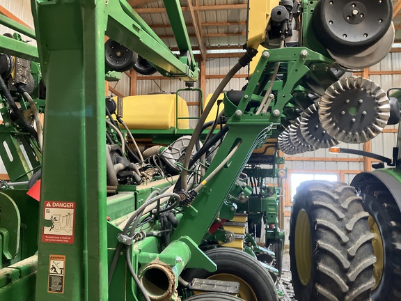 2021 John Deere 1795 Planter