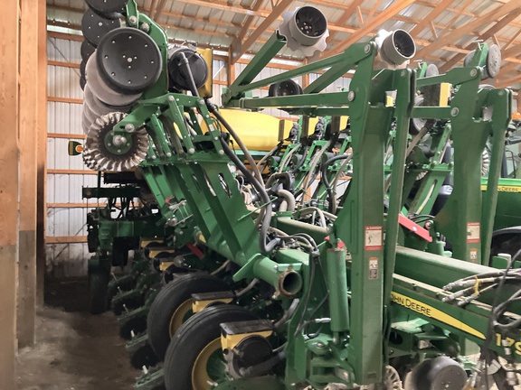 2021 John Deere 1795 Planter