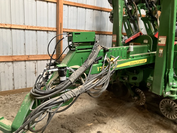 2021 John Deere 1795 Planter