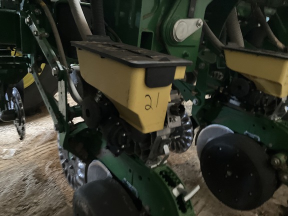 2021 John Deere 1795 Planter