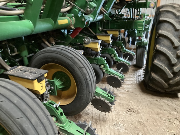2021 John Deere 1795 Planter