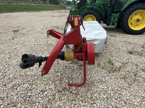 2021 Buhler Farm King MDN6 Mower