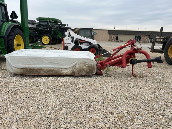 2021 Buhler Farm King MDN6 Mower