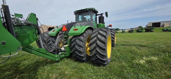 2023 John Deere 9R 640 Tractor 4WD