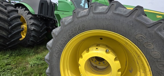 2023 John Deere 9R 640 Tractor 4WD