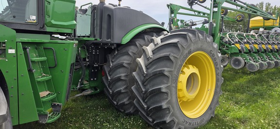 2023 John Deere 9R 640 Tractor 4WD