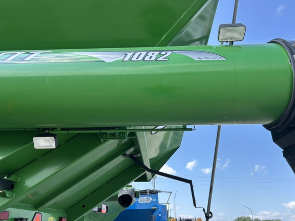 2012 Brent 1082 Grain Cart