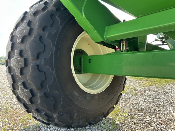 2012 Brent 1082 Grain Cart