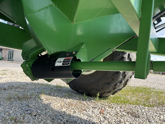 2012 Brent 1082 Grain Cart