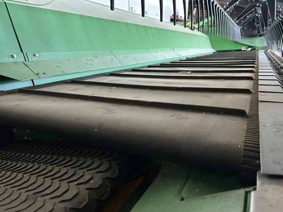 2022 John Deere RD40F Header Combine