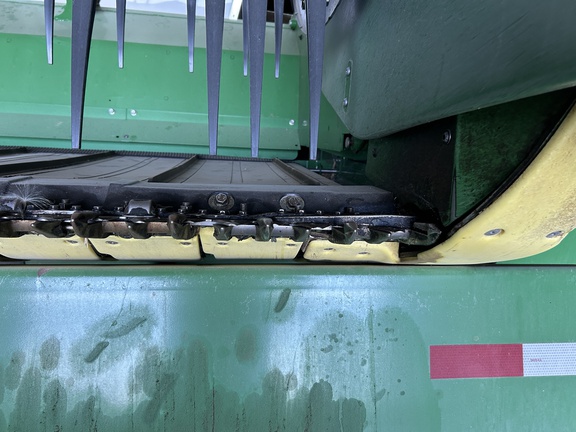 2022 John Deere RD40F Header Combine