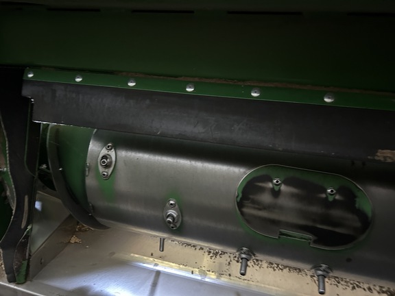 2022 John Deere RD40F Header Combine