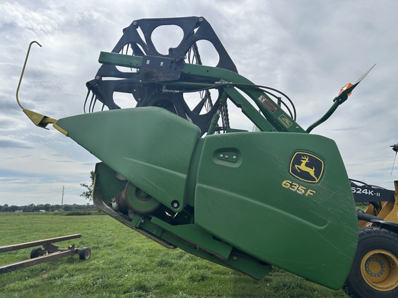 2011 John Deere 635F Header Combine