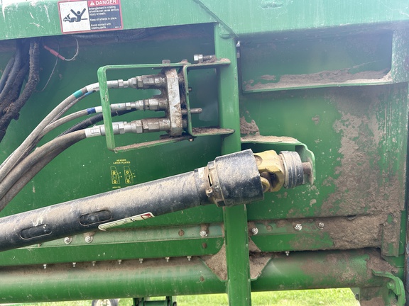 2011 John Deere 635F Header Combine