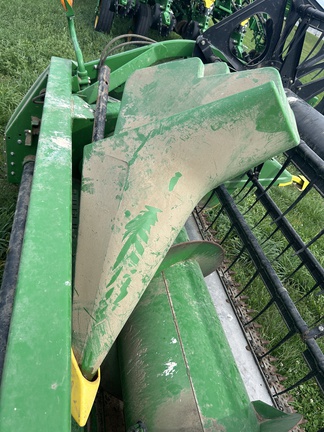 2011 John Deere 635F Header Combine