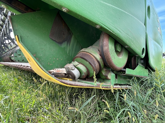 2011 John Deere 635F Header Combine