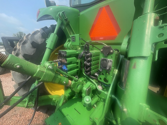 2010 John Deere 8270R Tractor