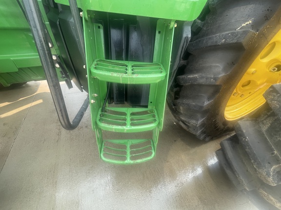 2010 John Deere 8270R Tractor