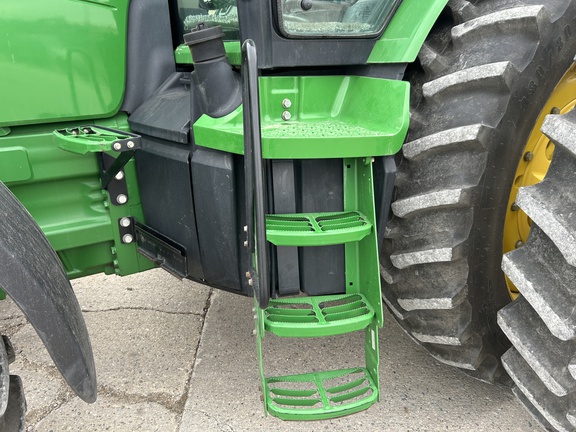 2010 John Deere 8270R Tractor