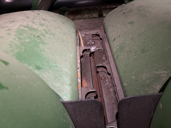 2025 John Deere CR 8 Header Corn Head