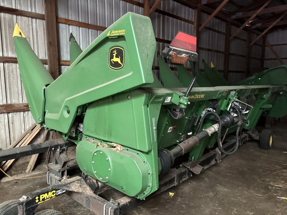 2025 John Deere CR 8 Header Corn Head