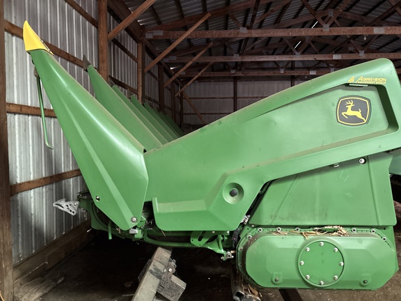 2025 John Deere CR 8 Header Corn Head