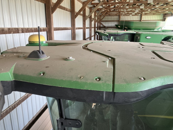 2022 John Deere S770 Combine