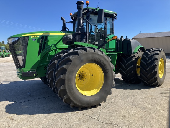 2020 John Deere 9520R Tractor 4WD