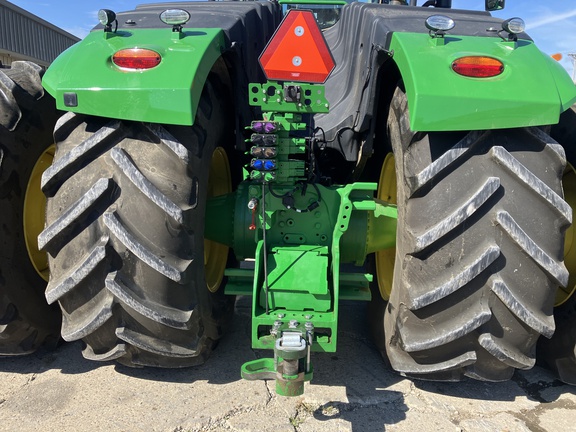 2020 John Deere 9520R Tractor 4WD