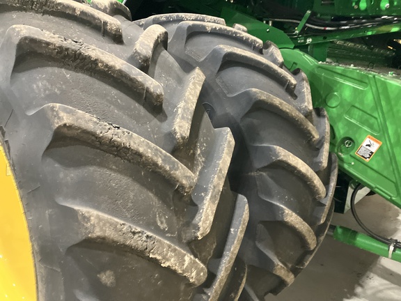 2024 John Deere X9 1000 Combine